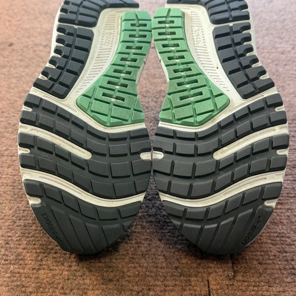 B+ Brooks Ariel 20 Womens 6.5 Grey‎ Green Stability Running Shoes 1203151B076